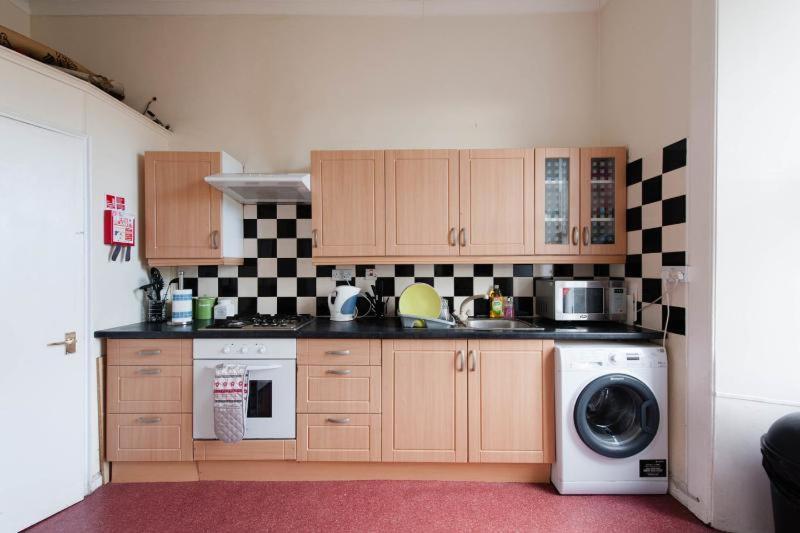 Edinburgh Central Roomz Aparthotel المظهر الخارجي الصورة