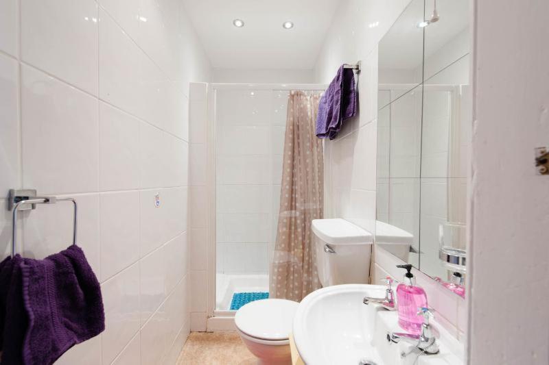 Edinburgh Central Roomz Aparthotel المظهر الخارجي الصورة
