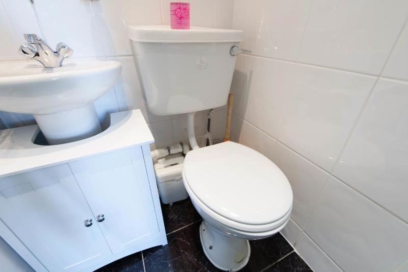 Edinburgh Central Roomz Aparthotel المظهر الخارجي الصورة