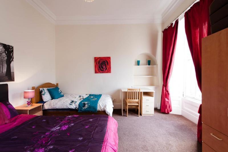 Edinburgh Central Roomz Aparthotel المظهر الخارجي الصورة